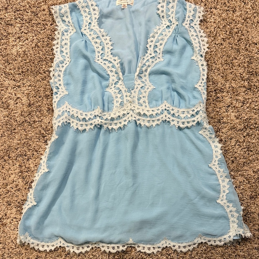 Blue Lace Trim Sleeveless Top